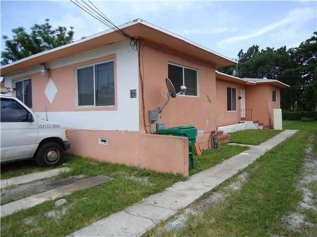 1760 NW 50 ST, Miami, FL 33142