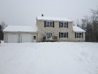 215 Blanket Ln, Stockton Springs, ME 04981