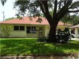 1107 Orange St, La Marque, TX 77568