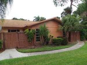 6317 Royal Woods Dr, Fort Myers, FL 33908