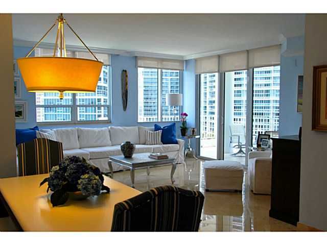 801 BRICKELL KEY BL # 2202, Miami, FL 33131