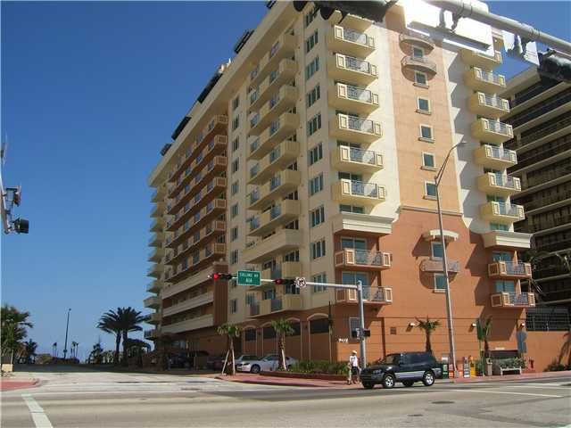 9499 COLLINS AV # 206, Miami Beach, FL 33154