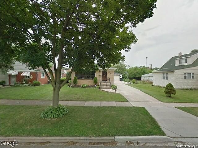 49Th Ave, Bellwood, IL 60104