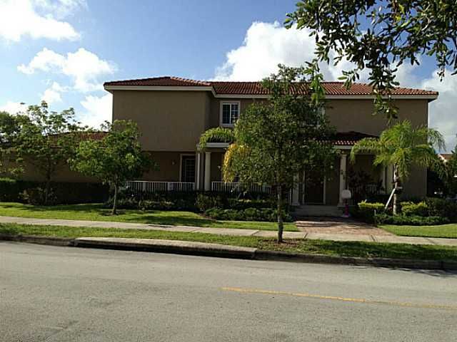 27601 SW 143 CT, Homestead, FL 33032