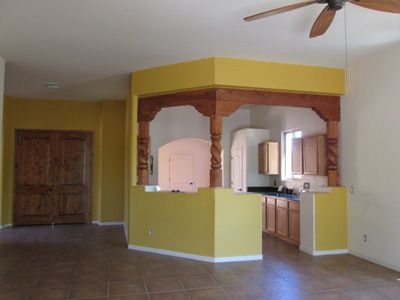 123 Geary Rd, Tubac, AZ 85646