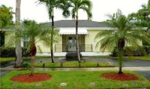 8271 N BAYSHORE DR Miami, FL 33138