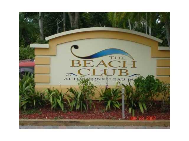 9351 FONTAINEBLEAU BL # B-420, Miami, FL 33172