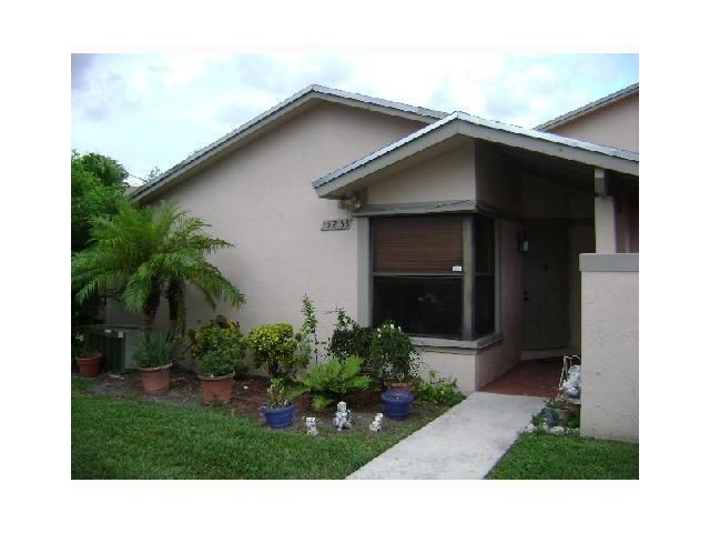 15233 SW 64 TE # 9-33, Miami, FL 33193