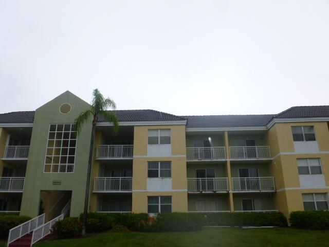 8540 Sw 212th St Apt 201, Miami, FL 33189