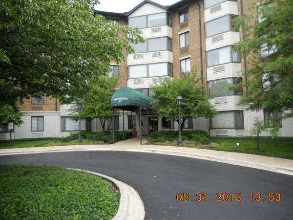 470 Fawell Blvd Apt 419, Glen Ellyn, IL 60137