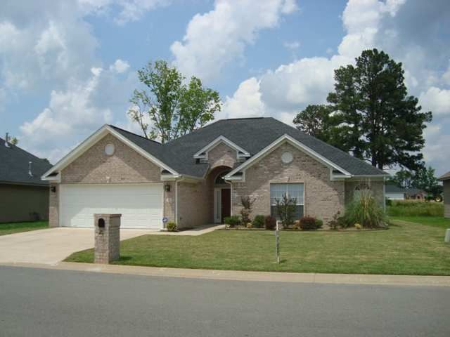 20 Chateau Lane, Little Rock, AR 72210