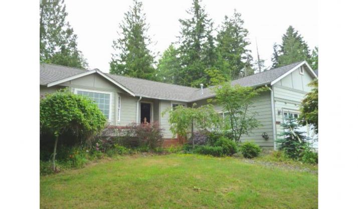 780 Rainier Ln, Port Ludlow, WA 98365