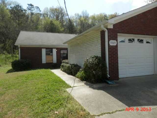 1665 Park Ter, Birmingham, AL 35215