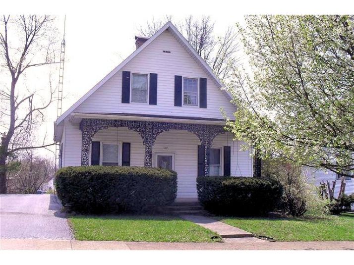 127 W South St, Hillsboro, OH 45133