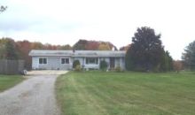 9347 Plank Rd Montville, OH 44064