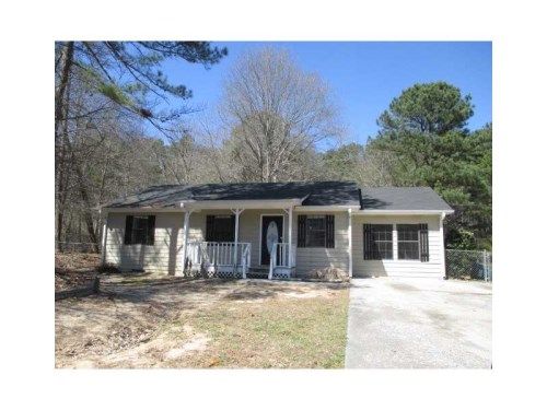 1360 Compton Woods Drive, Loganville, GA 30052