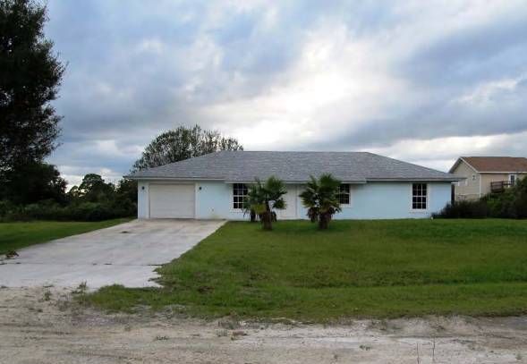 10365 North Center Avenue, Okeechobee, FL 34972