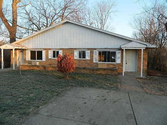 3319 Cozy Camp Rd, Dayton, OH 45439