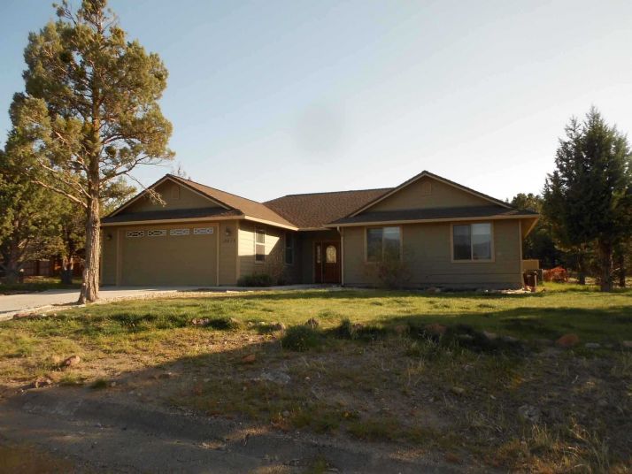 13825 Wildhorse Pl, Weed, CA 96094