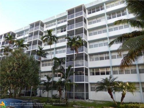 700 NW 214 ST # 510, Miami, FL 33169