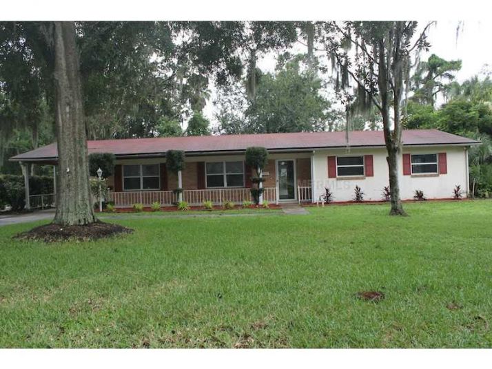 2501 Dorene Dr, Plant City, FL 33563