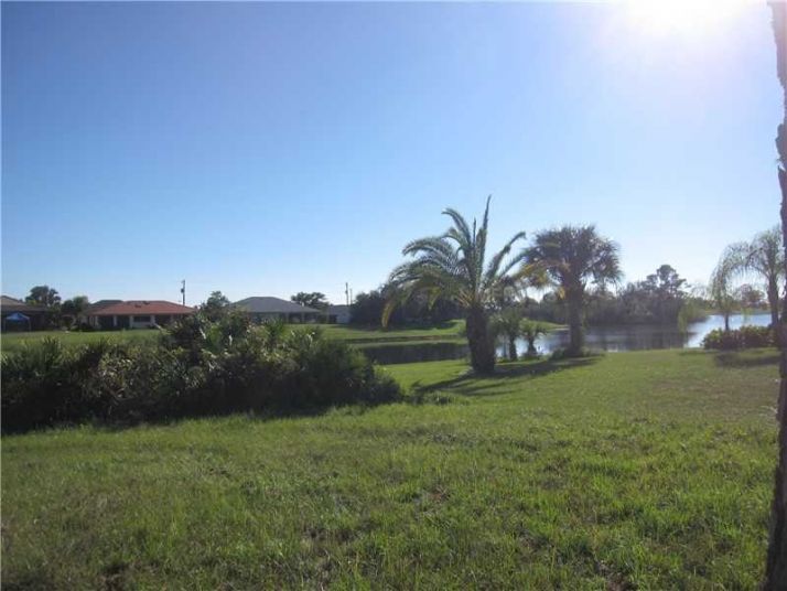 25566 Banff Ln, Punta Gorda, FL 33983