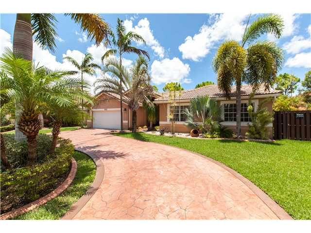 15581 SW 43 TE, Miami, FL 33185