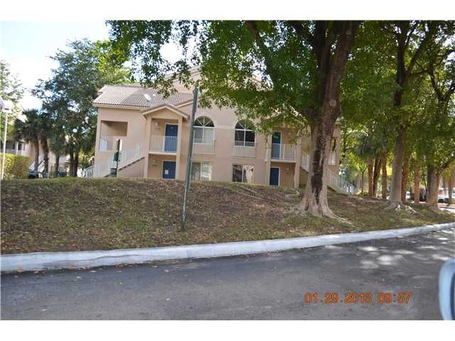 15781 SW 106 TE # 301, Miami, FL 33196