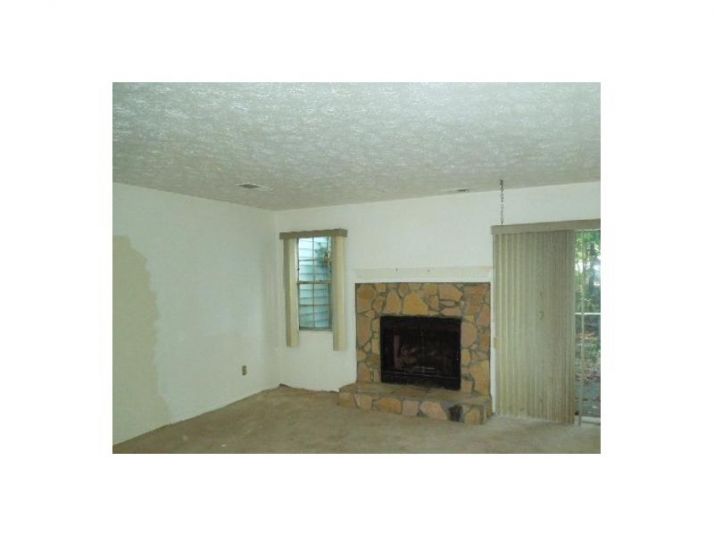 Unit 305 - 305 Pine Tree Trail, Atlanta, GA 30349