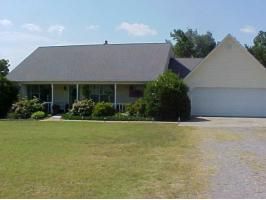 109 Bradley Rd., Clarksville, AR 72830