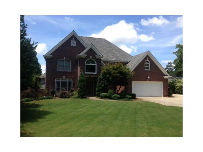 3163 Gulls Wharf Drive, Gainesville, GA 30501