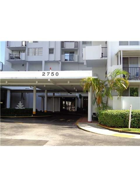 2750 NE 183 ST # 303, North Miami Beach, FL 33160