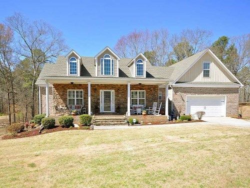 2416 Manor Way, Loganville, GA 30052