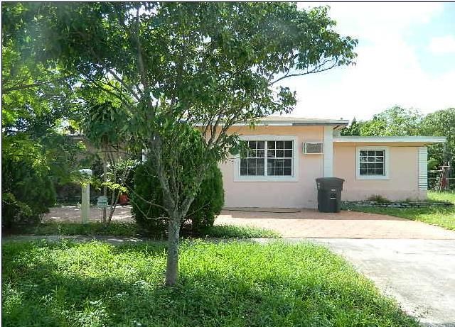 1101 Nw 122 St, Miami, FL 33168