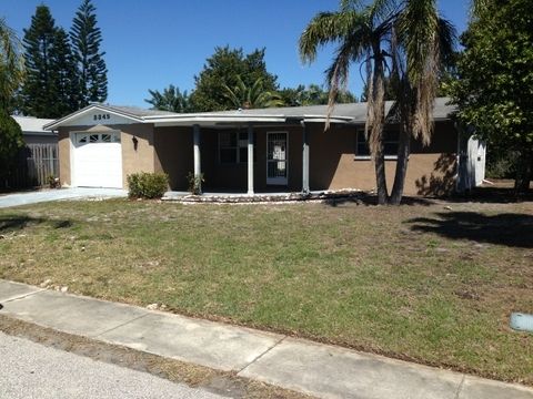 3345 Chauncy Rd, Holiday, FL 34691