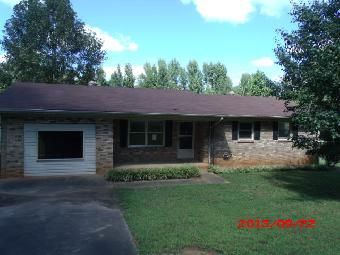 1411 Montevallo Rd, Weaver, AL 36277