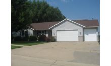 85 Pine Crest Dr Robins, IA 52328