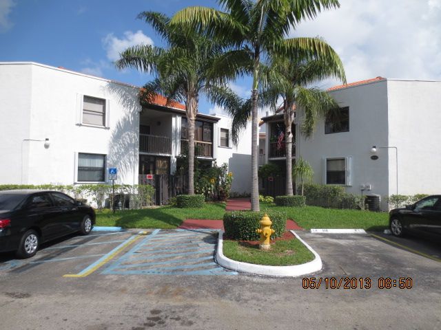 9445 Fontainebleau Blvd,205, Miami, FL 33172