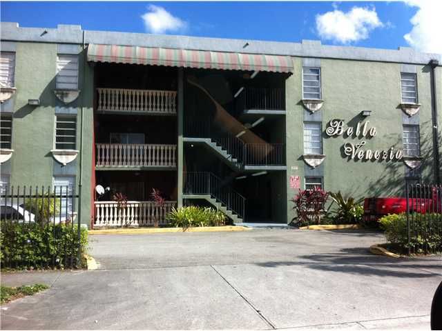 525 W 69 ST # 209, Hialeah, FL 33014