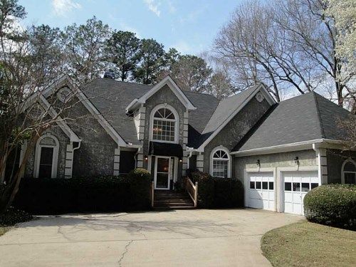 69 Skyland Drive, Roswell, GA 30075