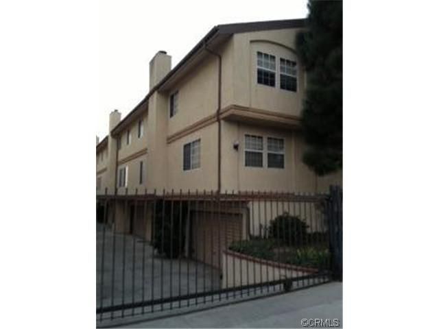 1040 W. 252nd Street, Harbor City, CA 90710