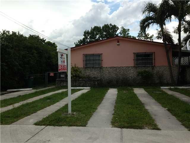 7401 SW 21 ST, Miami, FL 33155