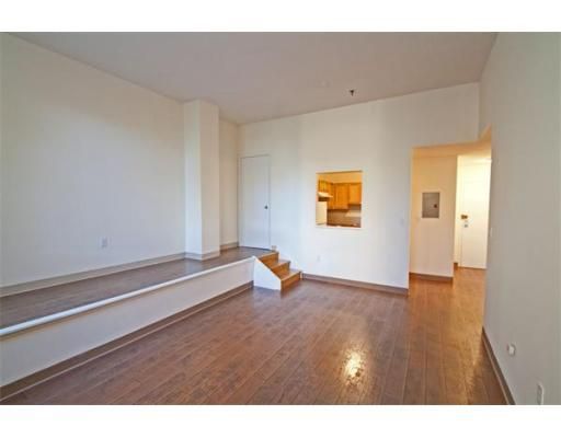 76 Elm St #G12, Jamaica Plain, MA 02130