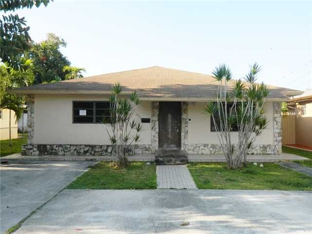 6532 SW 34 ST, Miami, FL 33155