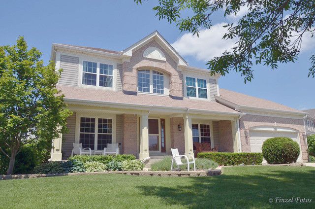 740 White Pine Court, Lake In The Hills, IL 60156