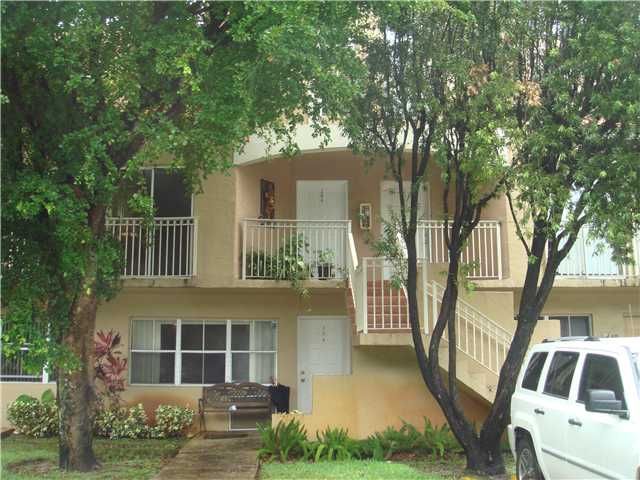 675 NW 85 CT # 8-203, Miami, FL 33126