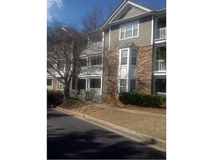 Unit 134 - 134 Bentley Place, Tucker, GA 30084