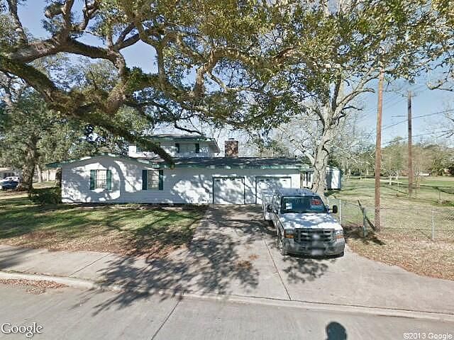 Camellia St, Lake Jackson, TX 77566