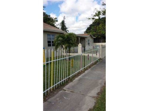 1805 NW 47 TE, Miami, FL 33142