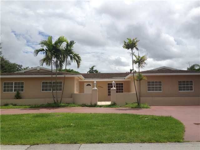 10860 SW 116 ST, Miami, FL 33176